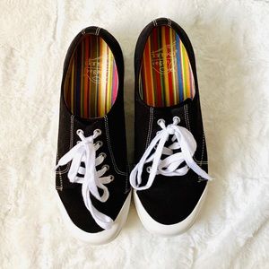 Dansko sneakers, Black & White, vegan, size 39